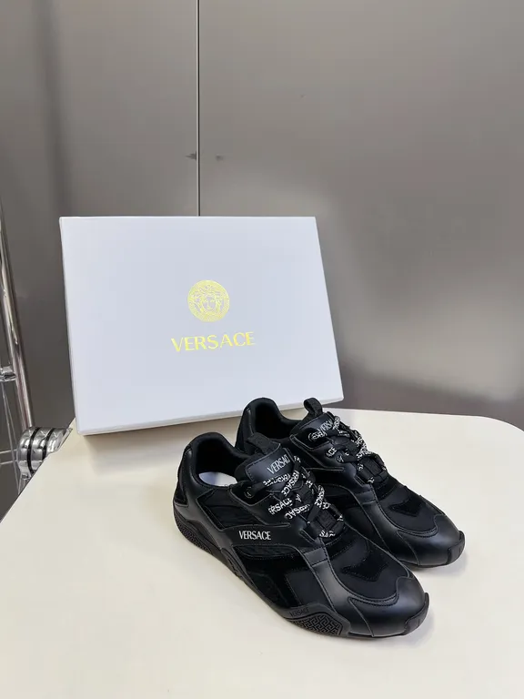 Versace Shoe 